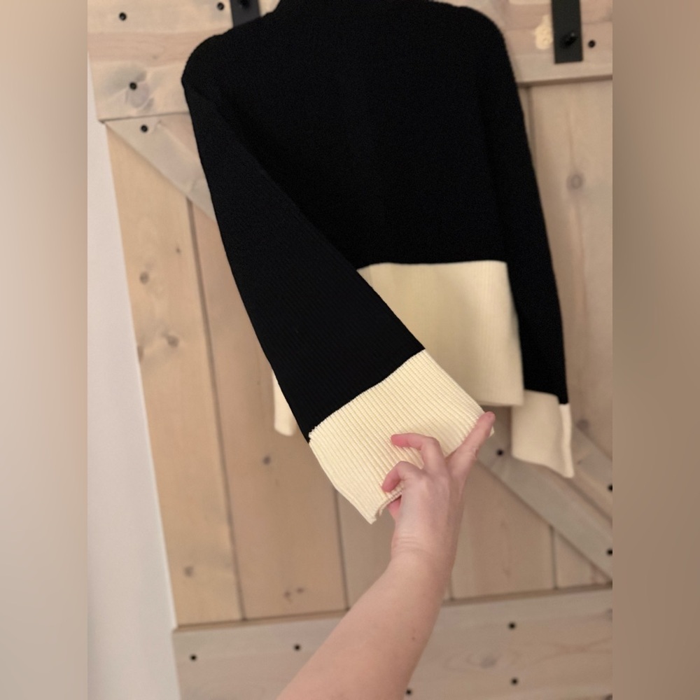NWT Elan Colorblock Mock-Neck Sweater - Black and Cream - Picture 8 of 10